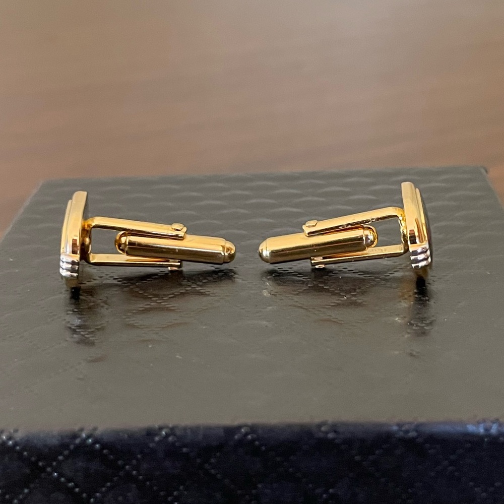 Vintage Burberry Cuff Link and Tie Clip Set - Picture 6 of 9